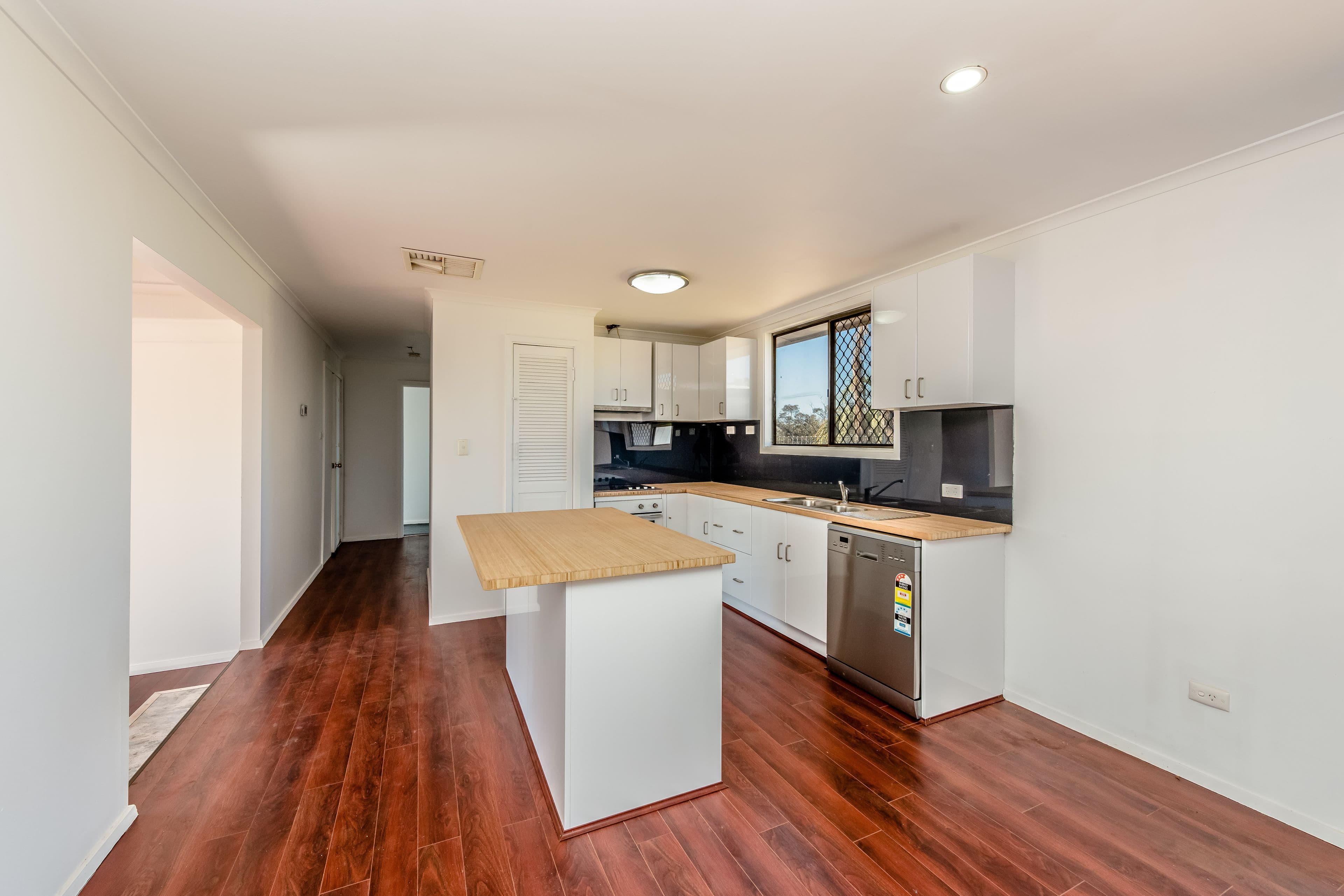 20 Birdwood Street, Mullewa WA 6630, Mullewa - Thumbnail 5