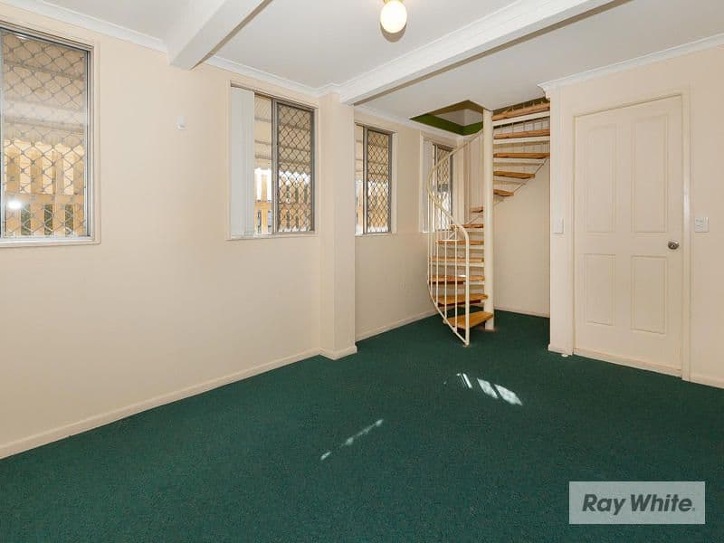 47 Third Avenue, SANDGATE QLD 4017, Sandgate - Thumbnail 5