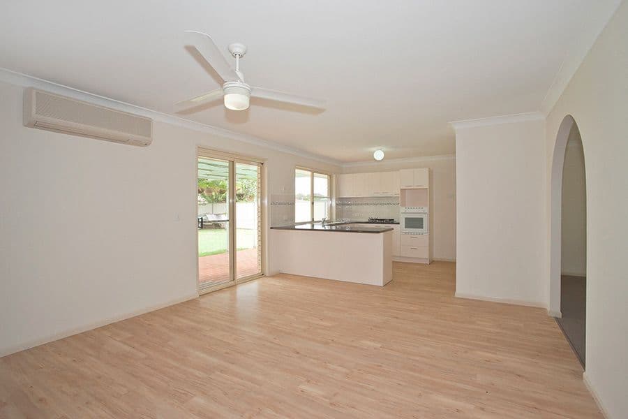 303 Ramsay Street, MIDDLE RIDGE QLD 4350, Middle Ridge - Thumbnail 3