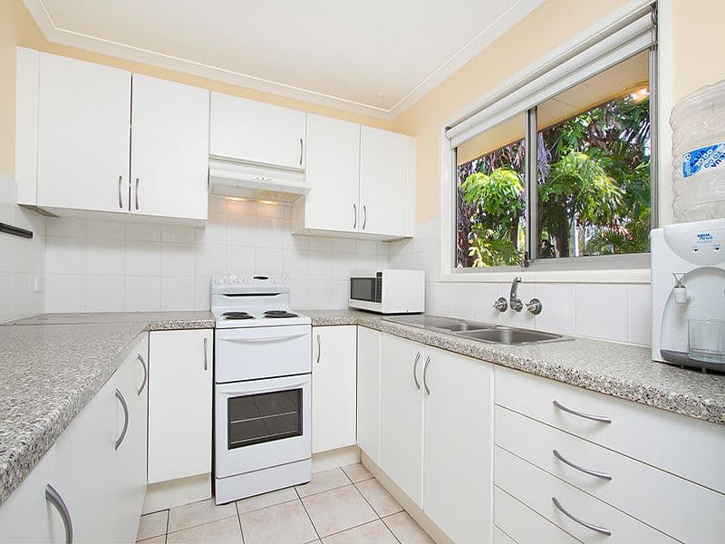 10 Kerrong Court, Shailer Park QLD 4128, Shailer Park - Thumbnail 3