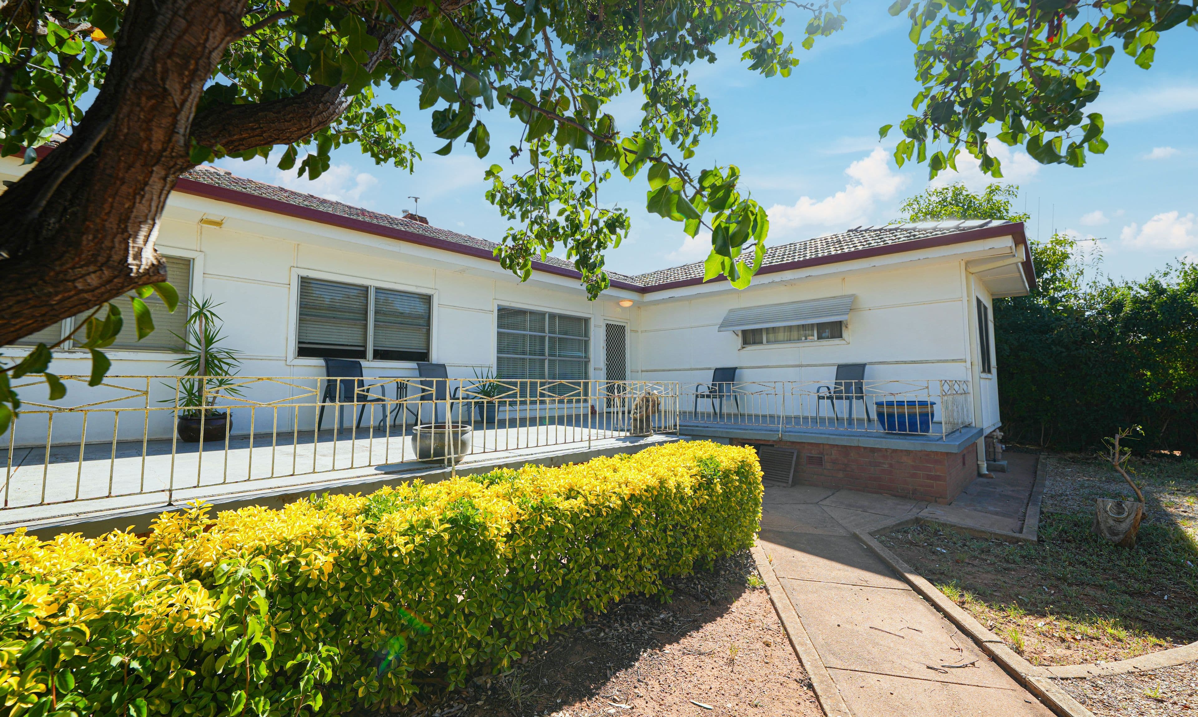 11 Moon Crescent, Parkes NSW 2870, Parkes - Image 1