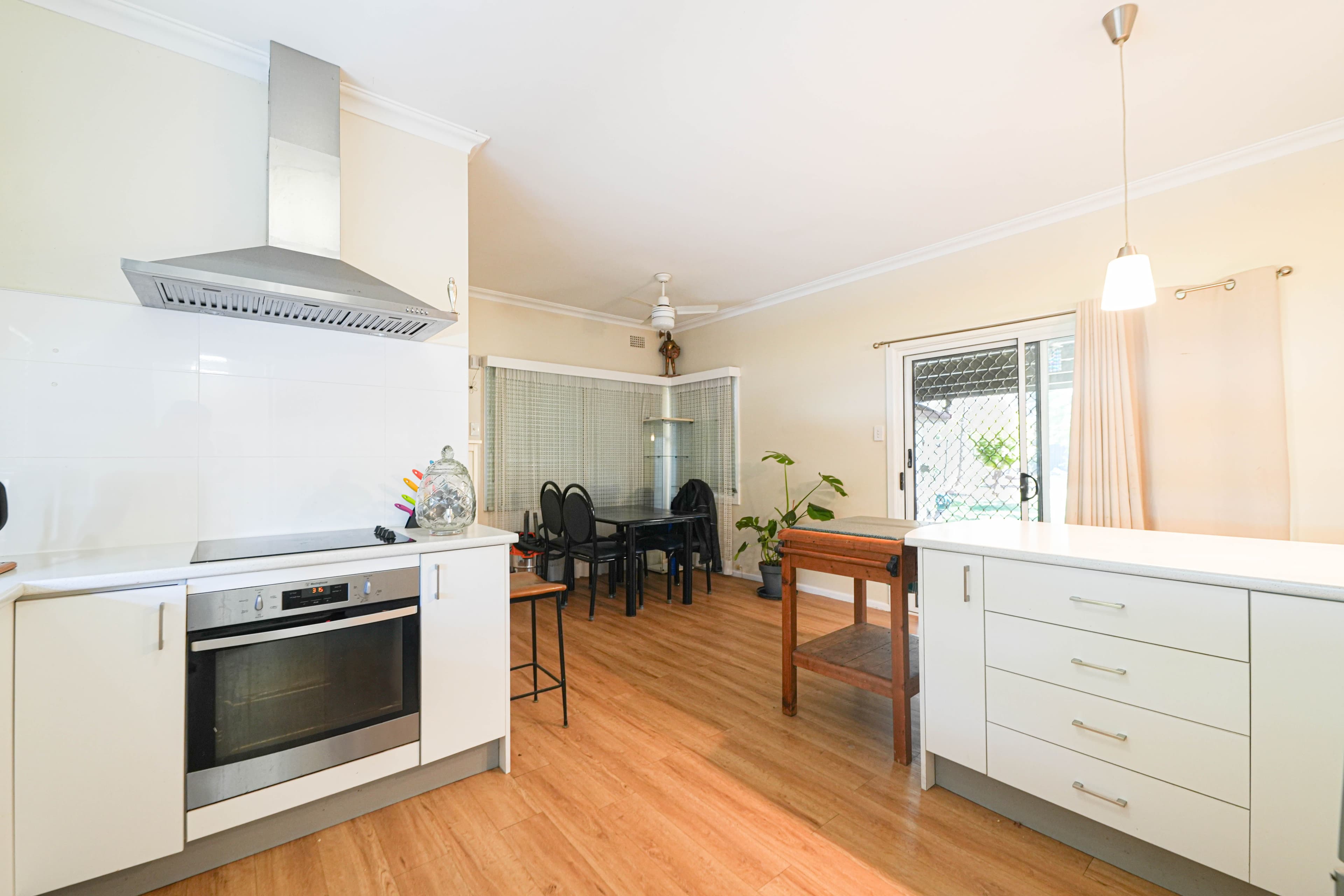 11 Moon Crescent, Parkes NSW 2870, Parkes - Thumbnail 3