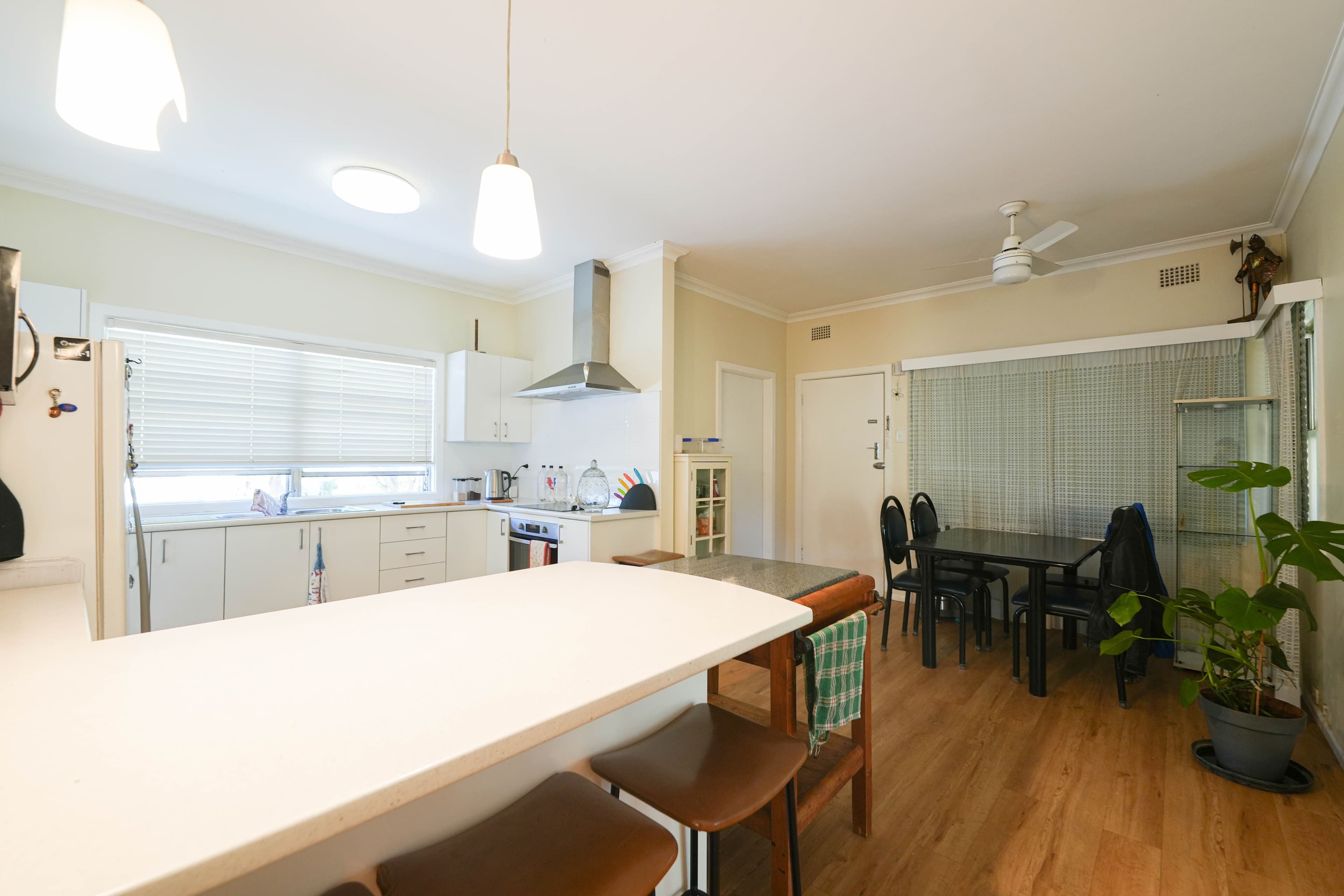 11 Moon Crescent, Parkes NSW 2870, Parkes - Thumbnail 5
