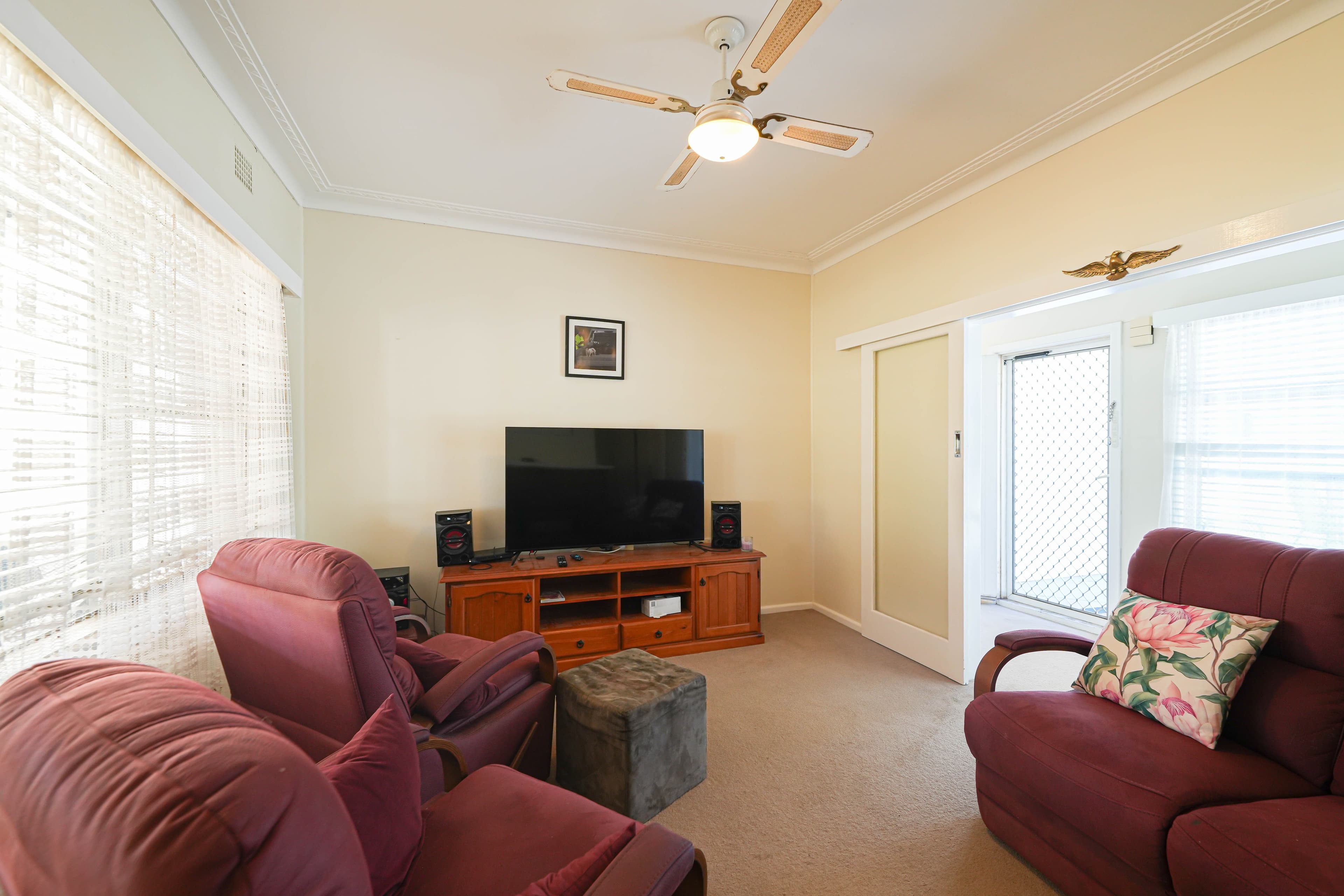 11 Moon Crescent, Parkes NSW 2870, Parkes - Thumbnail 6