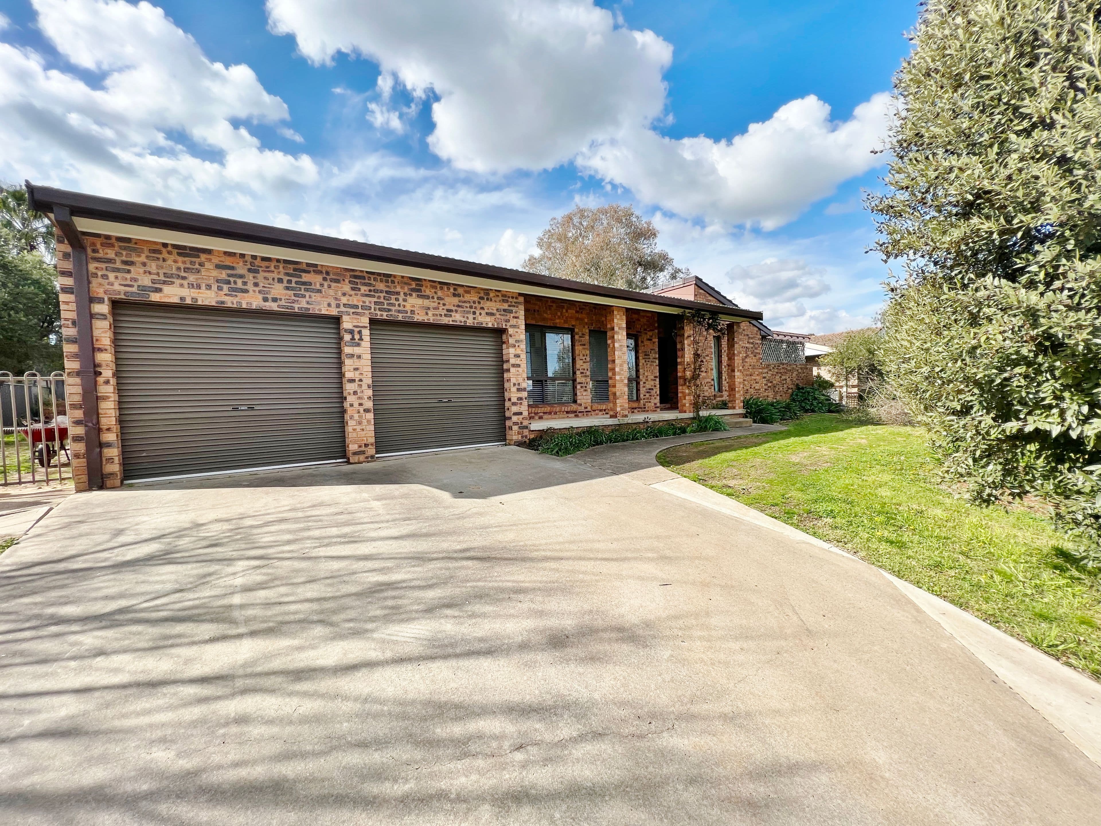 11 Hardy Avenue, Young NSW 2594, Young - Image 1