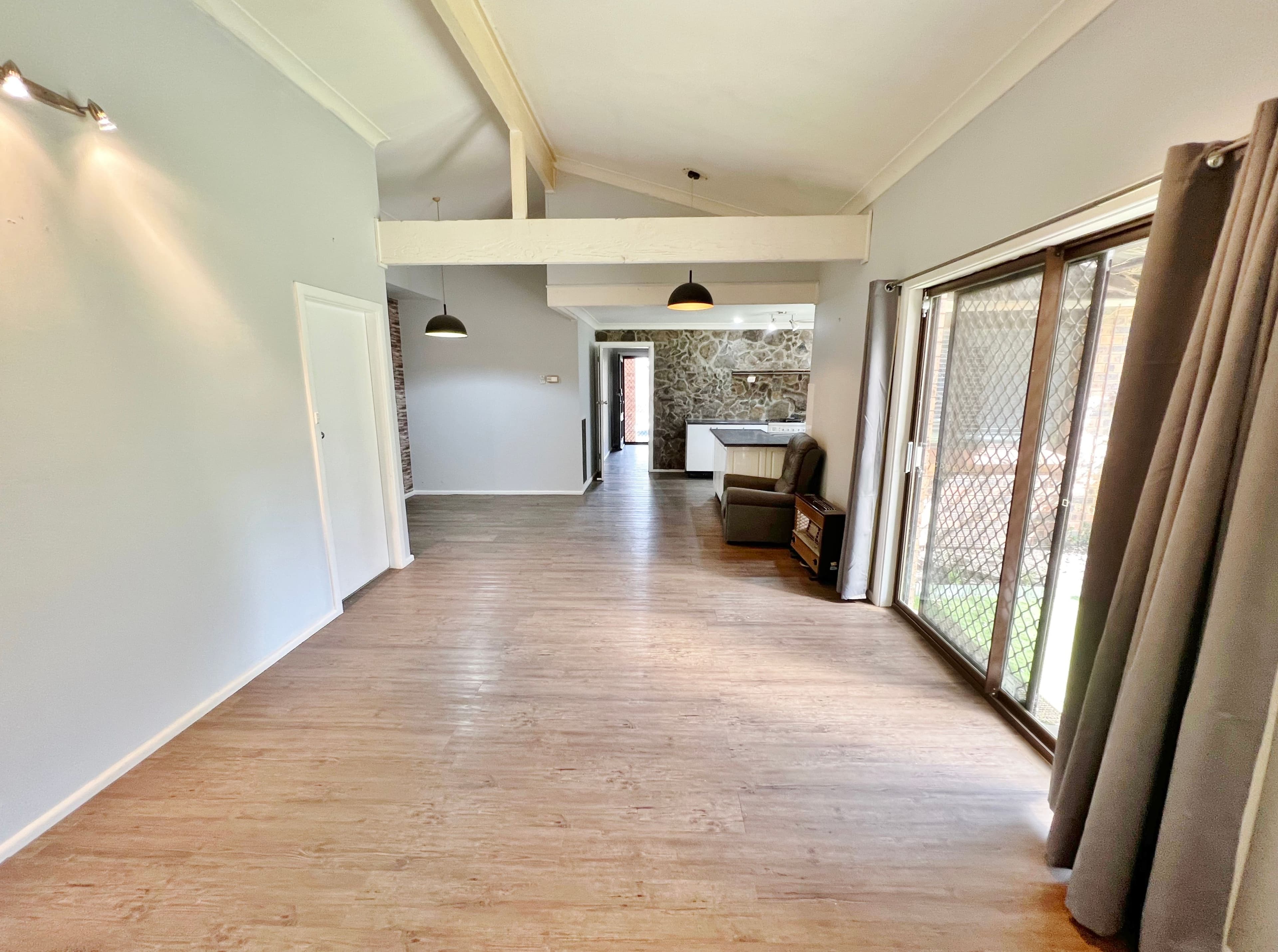 11 Hardy Avenue, Young NSW 2594, Young - Thumbnail 7