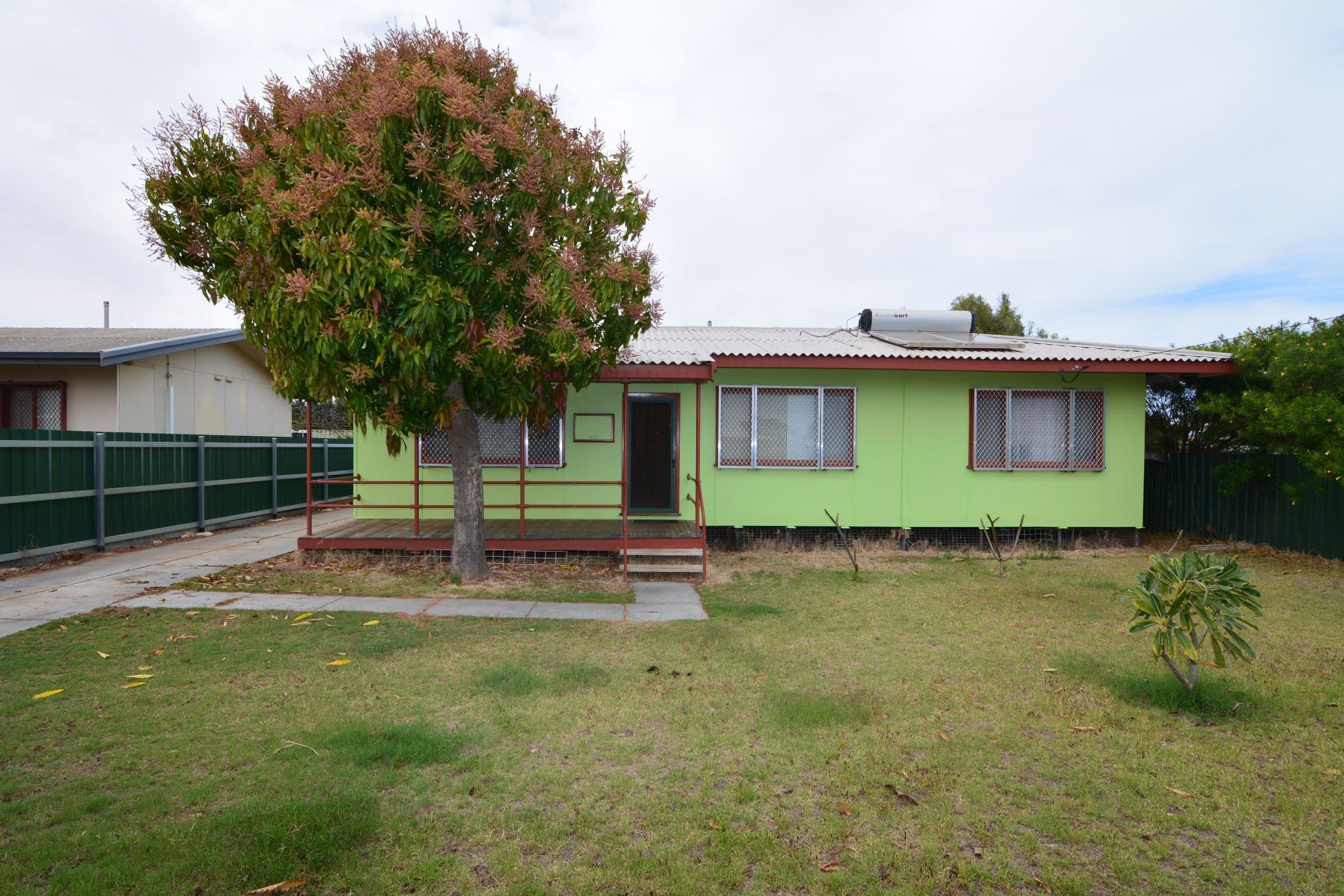 5 Craig Street, Carnarvon WA 6701, South Carnarvon - Image 1