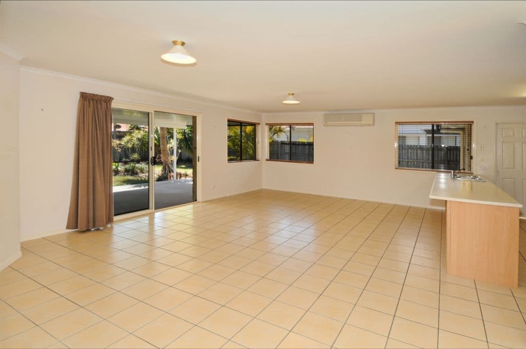 115 Glenfields Boulevard, Mountain Creek QLD 4557, Mountain Creek - Thumbnail 2