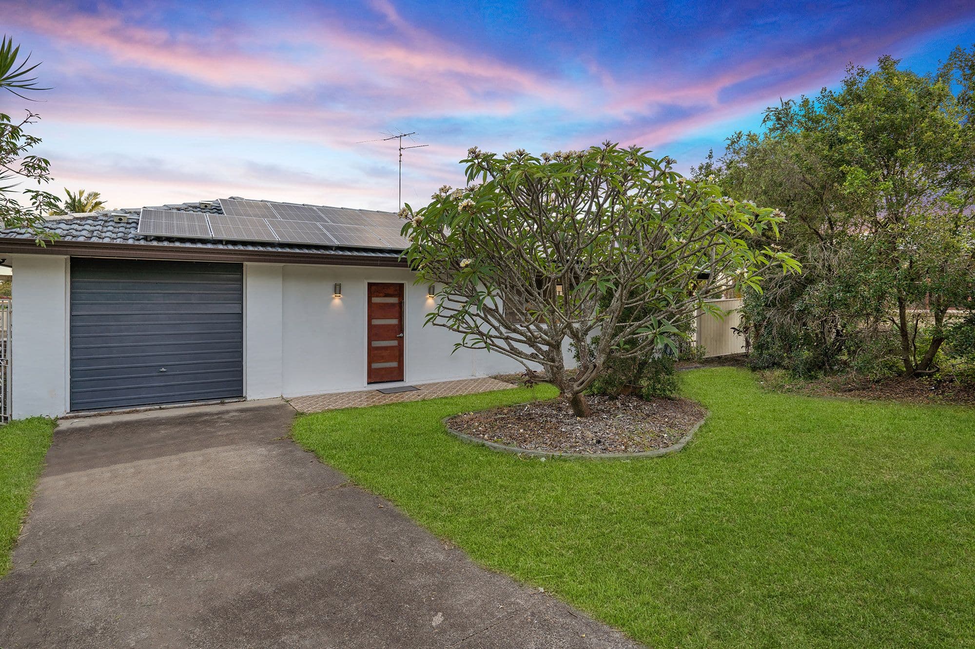 9 Iberis Street, Macgregor QLD 4109, Macgregor - Image 1