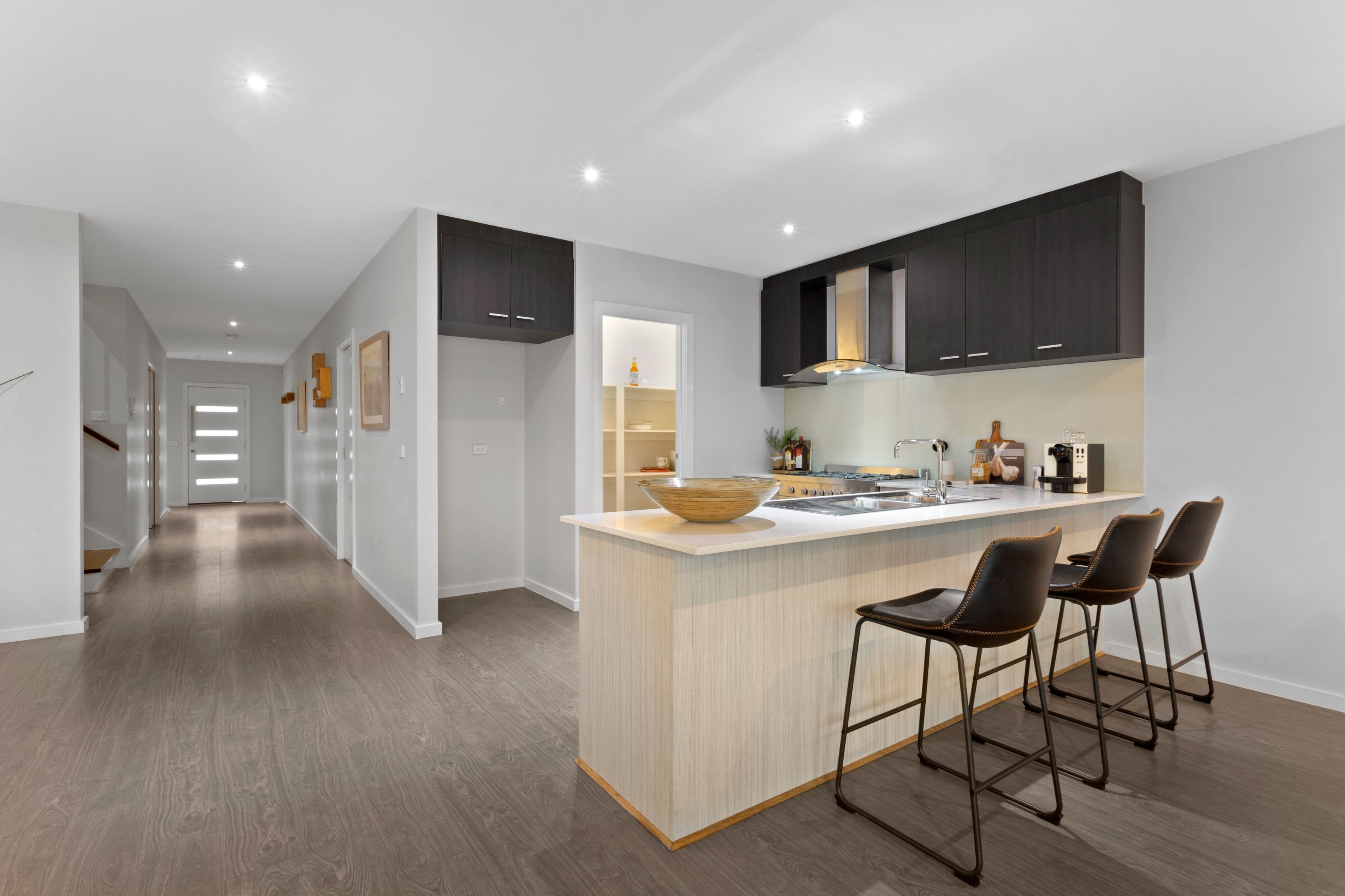 2 Raintree Street, South Morang VIC 3752, South Morang - Thumbnail 2