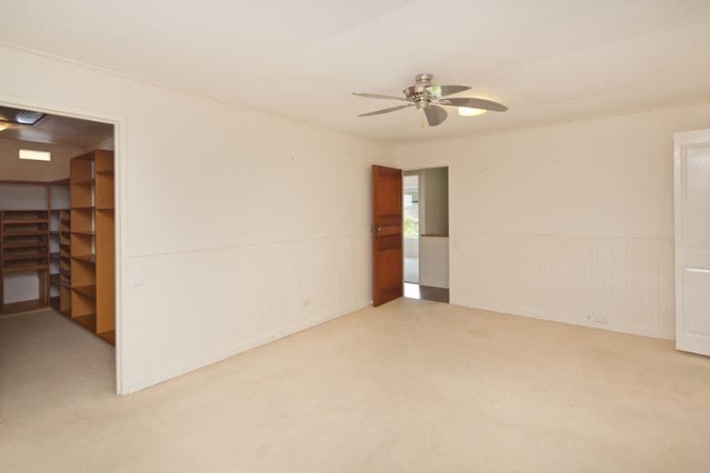 12 Fox Avenue, SOUTHPORT QLD 4215, Southport - Thumbnail 8