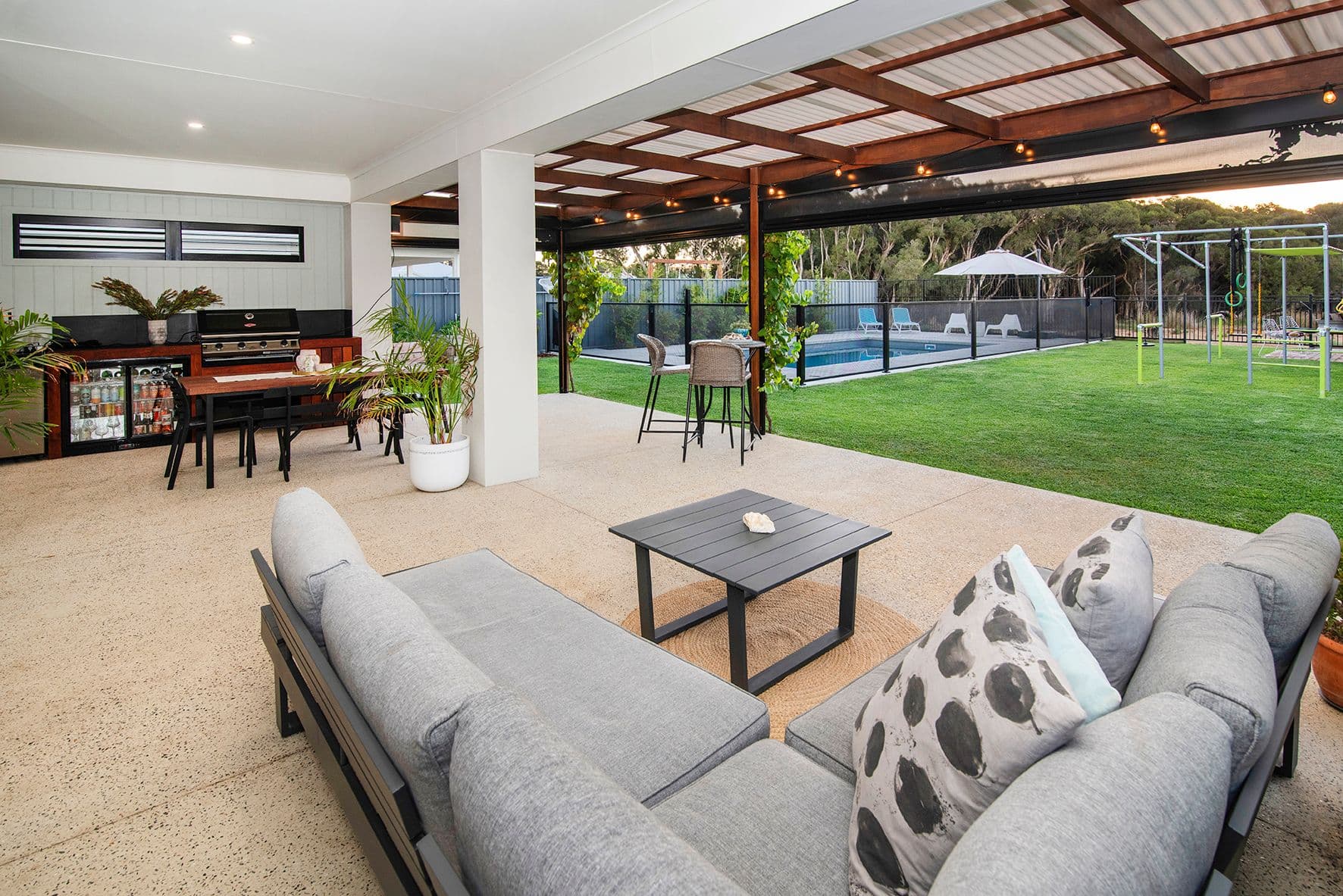 36 Diamante Boulevard, Dunsborough WA 6281, Dunsborough - Thumbnail 2