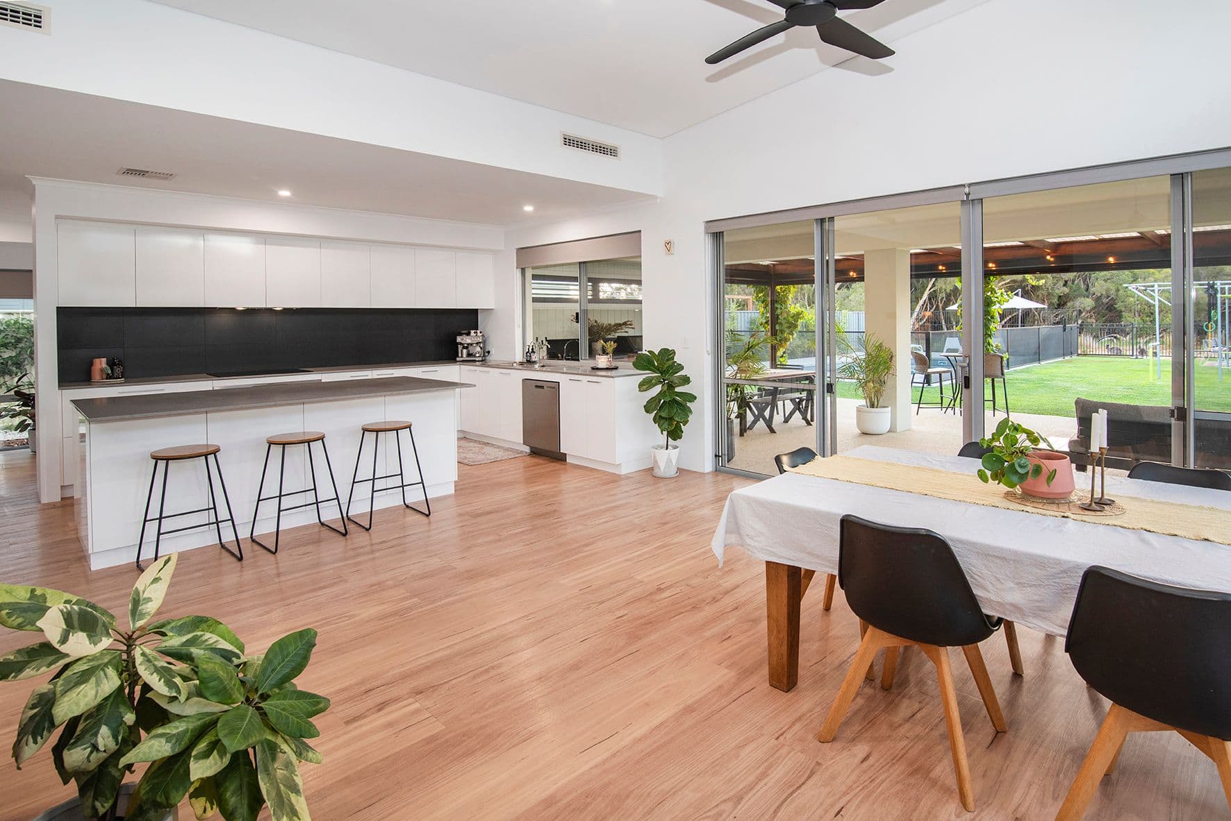 36 Diamante Boulevard, Dunsborough WA 6281, Dunsborough - Thumbnail 4
