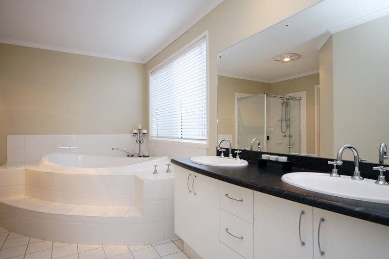 8 Balmain Drive, NORTHGATE SA 5085, Northgate - Thumbnail 5