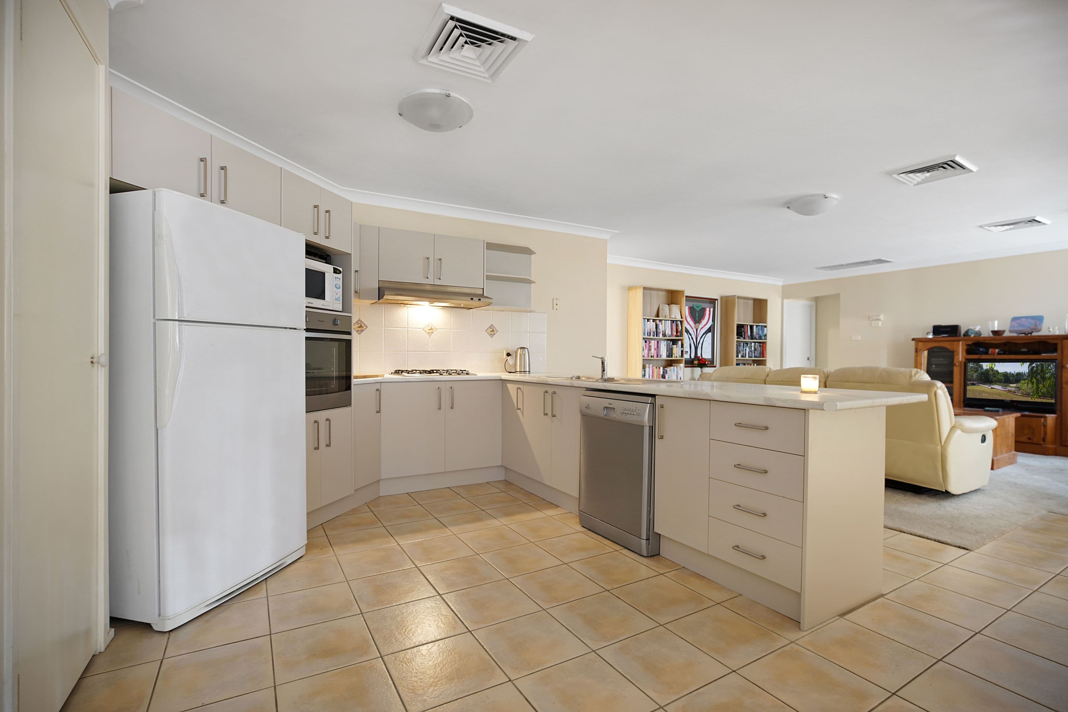 12 Yunga Road, Glenmore Park NSW 2745, Glenmore Park - Thumbnail 5