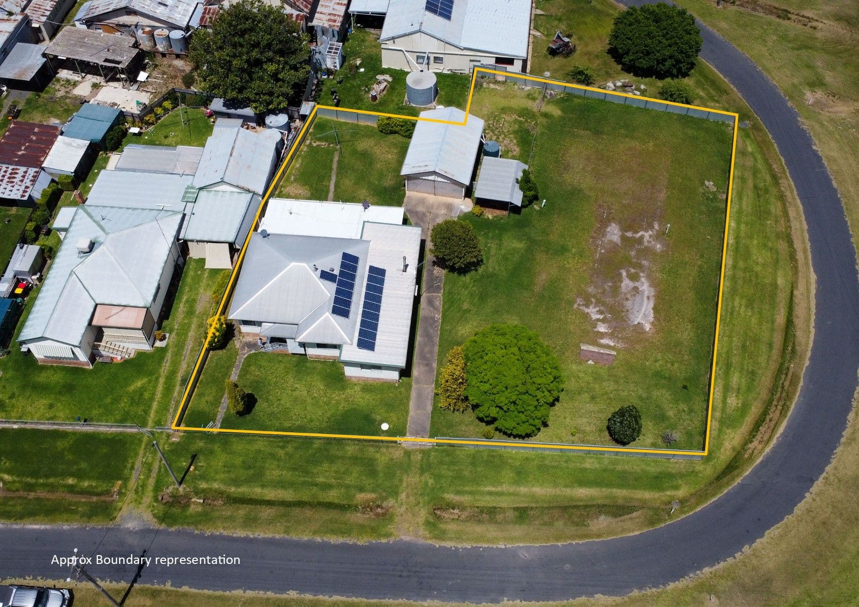 4 Diamond Street, Tingha NSW 2369, Tingha - Thumbnail 2