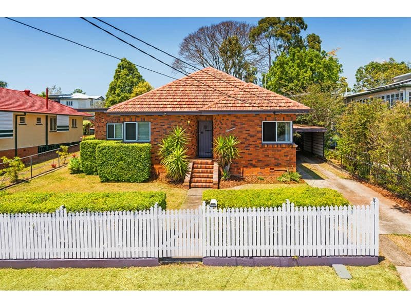 37 Gibson Crescent, HOLLAND PARK QLD 4121, Holland Park - Image 1