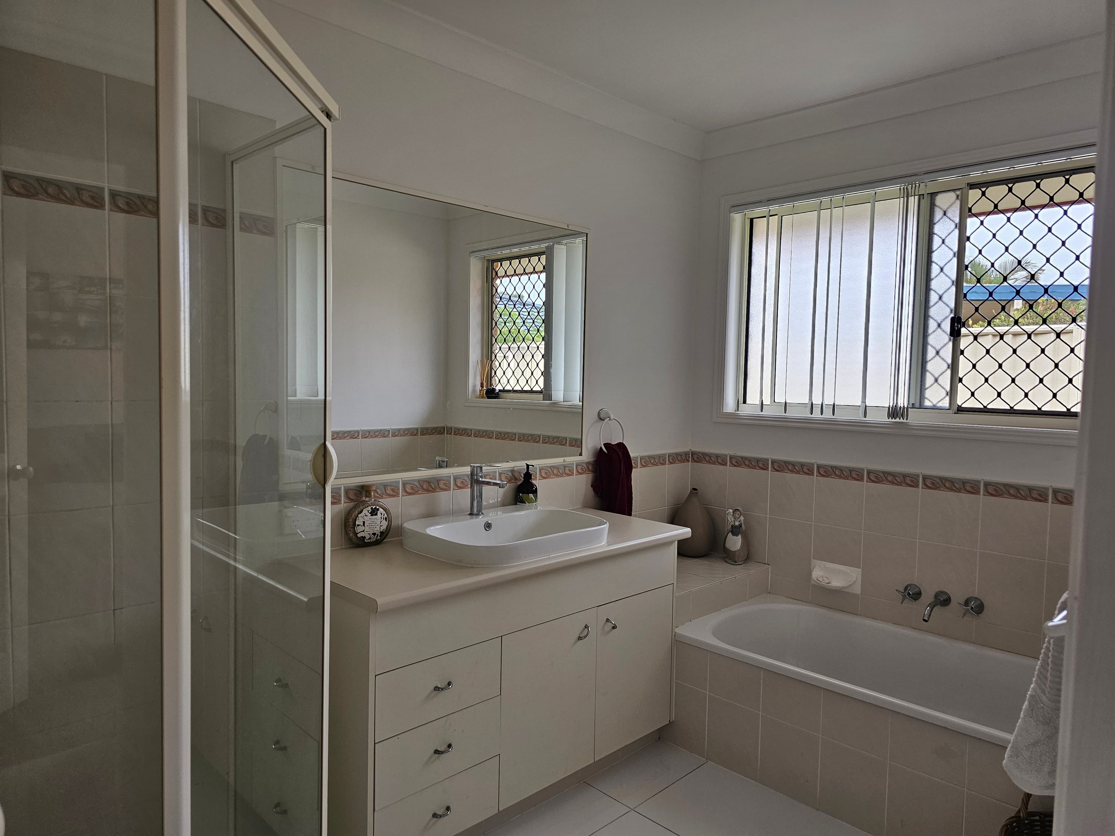 9 Foxhill Place, Banora Point NSW 2486, Banora Point - Thumbnail 5