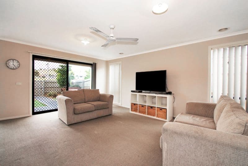 260 The Lakes Boulevard, SOUTH MORANG VIC 3752, South Morang - Thumbnail 2