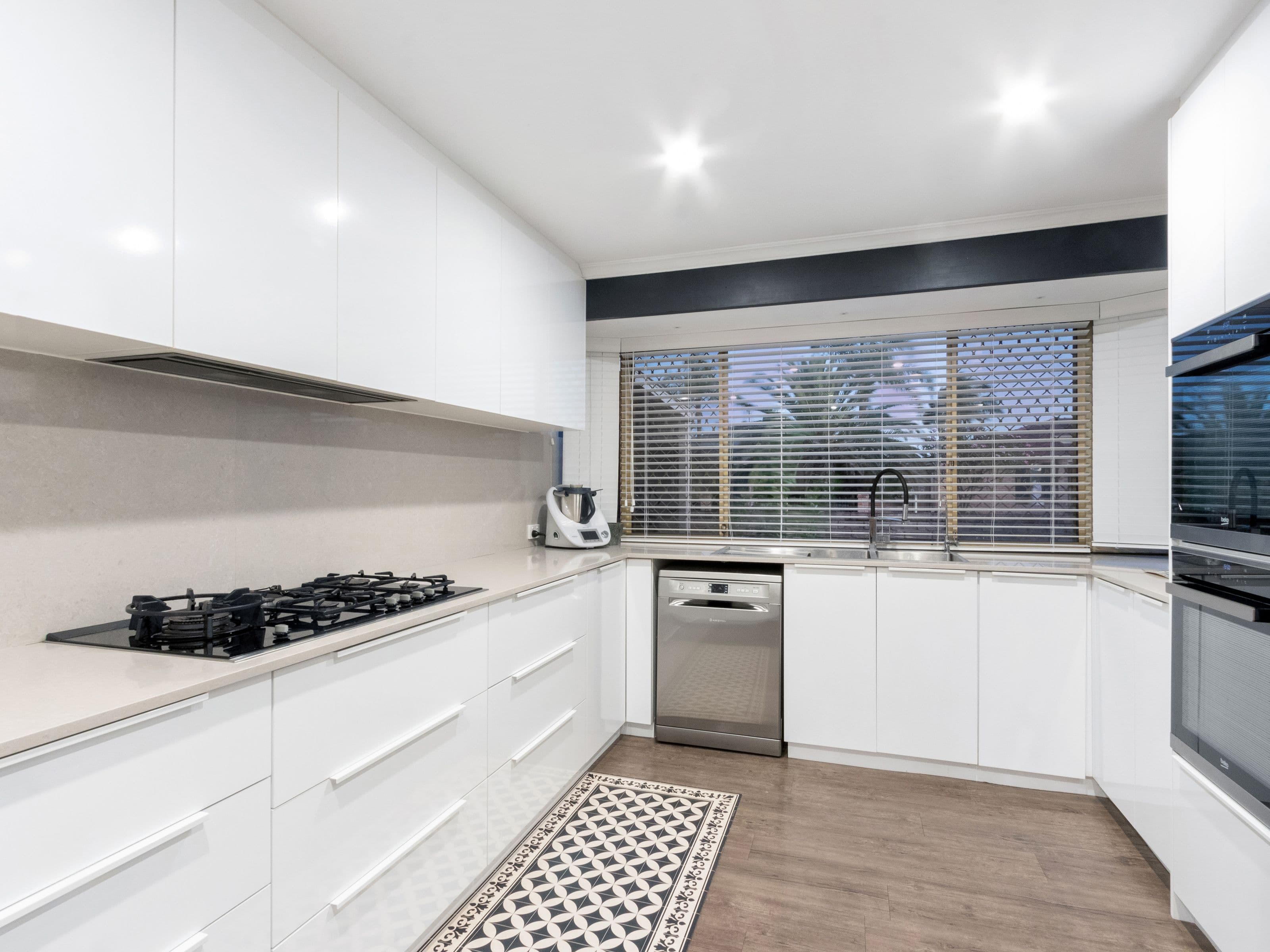 8 Wishaw Grove, Leeming WA 6149, Leeming - Thumbnail 4