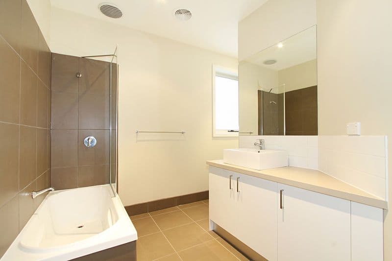 14 Hiscock Street, CHADSTONE VIC 3148, Chadstone - Thumbnail 7