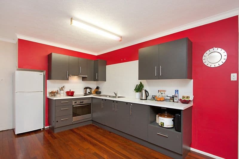 4 Johnston Street, BILINGA QLD 4225, Bilinga - Thumbnail 2
