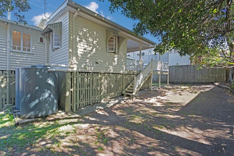 15 Galway Street, GREENSLOPES QLD 4120, Greenslopes - Thumbnail 2