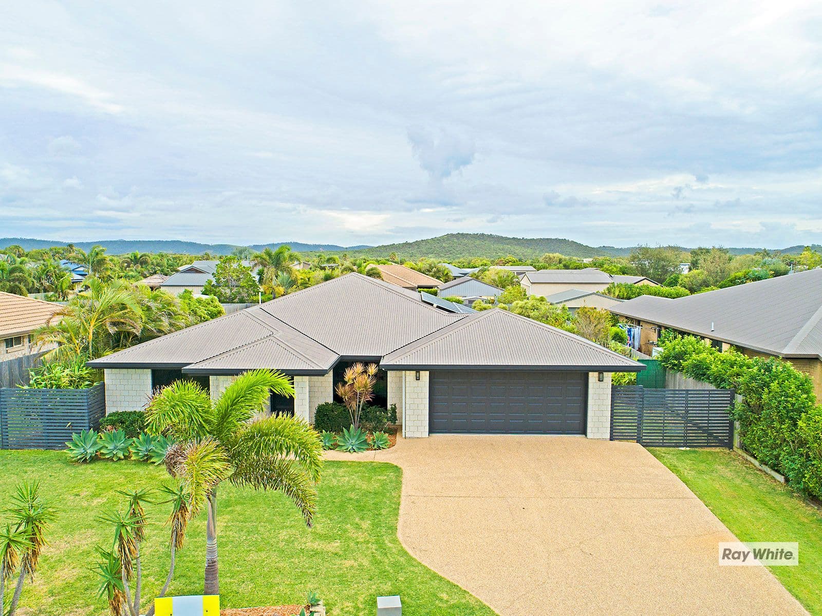 4 Sandcastle Drive, Mulambin QLD 4703, Mulambin - Thumbnail 2