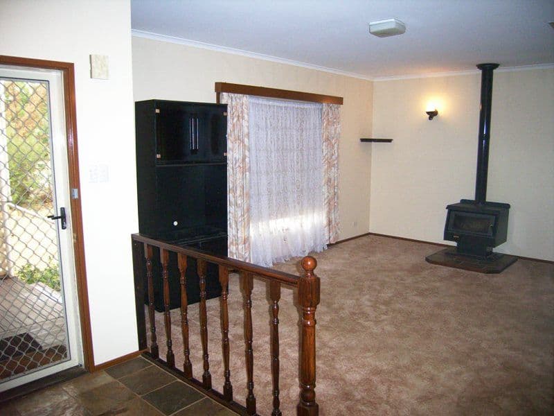 47 Macpherson Street, CARNAMAH WA 6517, Carnamah - Thumbnail 3