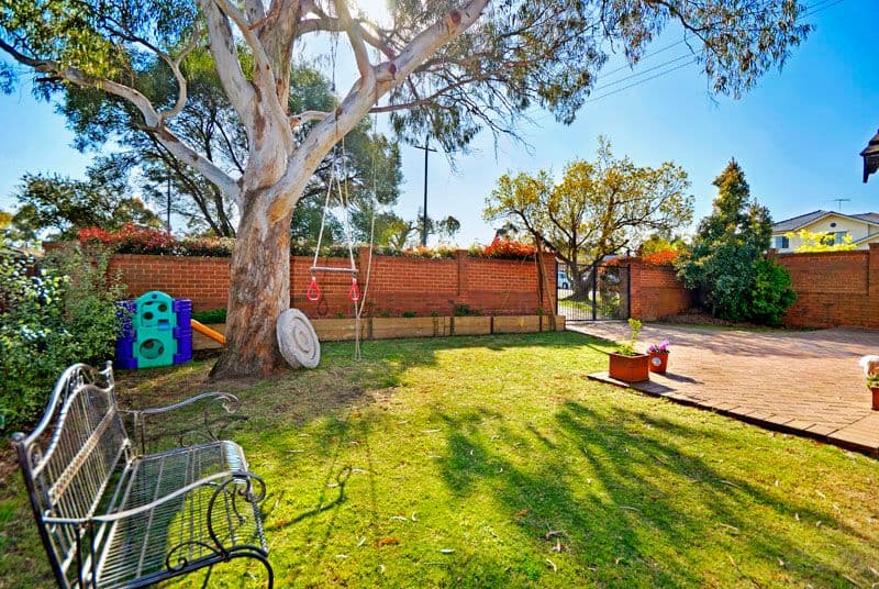 2 Ribbon Gum Close, ALFORDS POINT NSW 2234, Alfords Point - Thumbnail 2