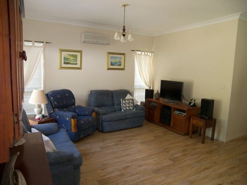 12 St John Place, SPRINGFIELD LAKES QLD 4300, Springfield Lakes - Thumbnail 3