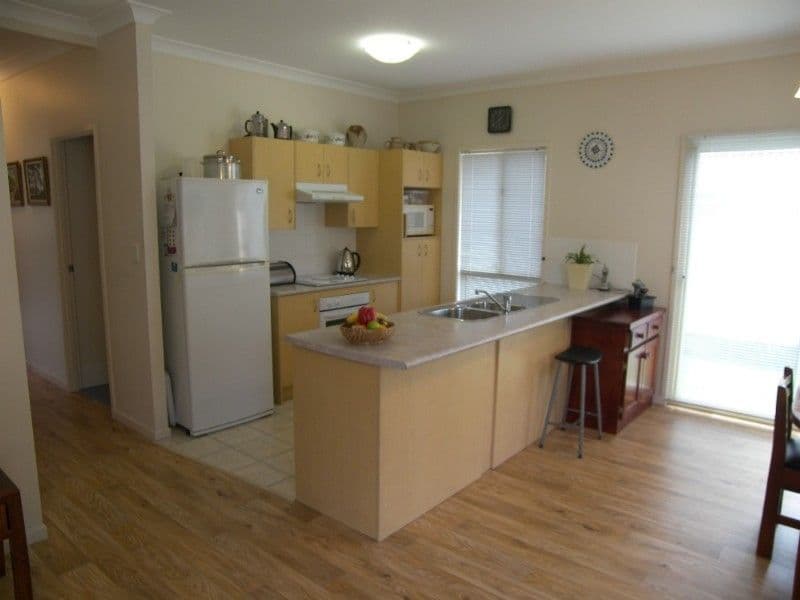 12 St John Place, SPRINGFIELD LAKES QLD 4300, Springfield Lakes - Thumbnail 4
