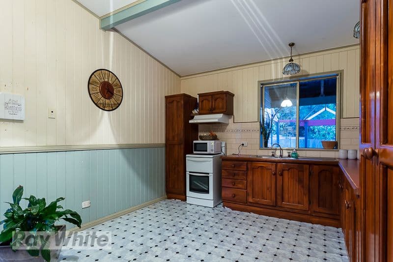 56 Peel Street, Redland Bay QLD 4165, Redland Bay - Thumbnail 2