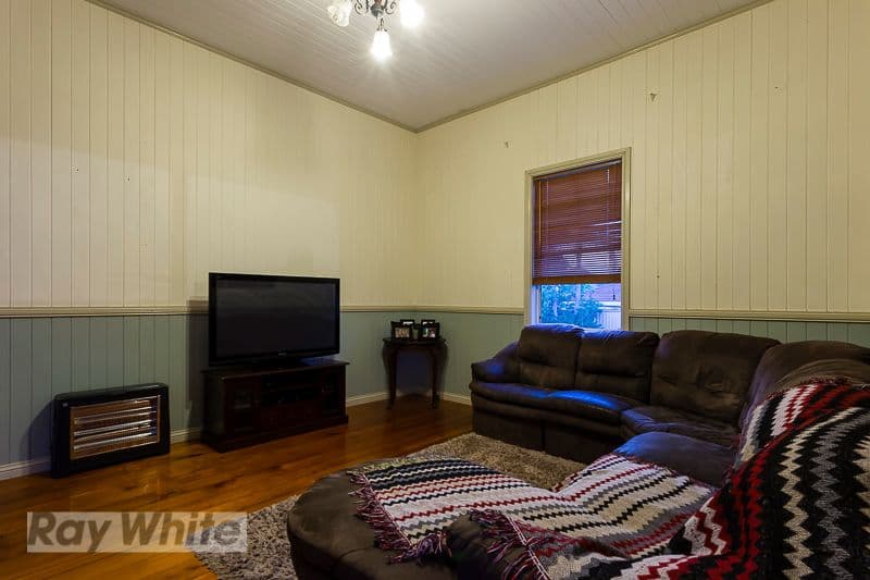 56 Peel Street, Redland Bay QLD 4165, Redland Bay - Thumbnail 3