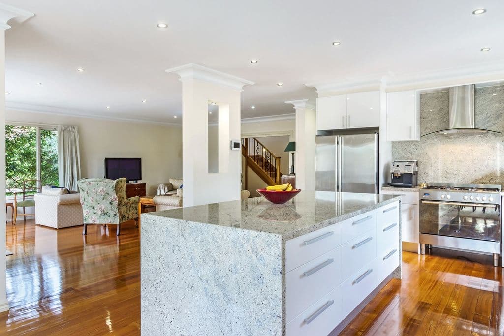 24 View Street, MONT ALBERT VIC 3127, Mont Albert - Thumbnail 2