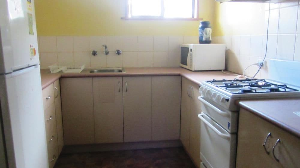 34 Goolagar Crescent, SPRINGDALE HEIGHTS NSW 2641, Springdale Heights - Thumbnail 2