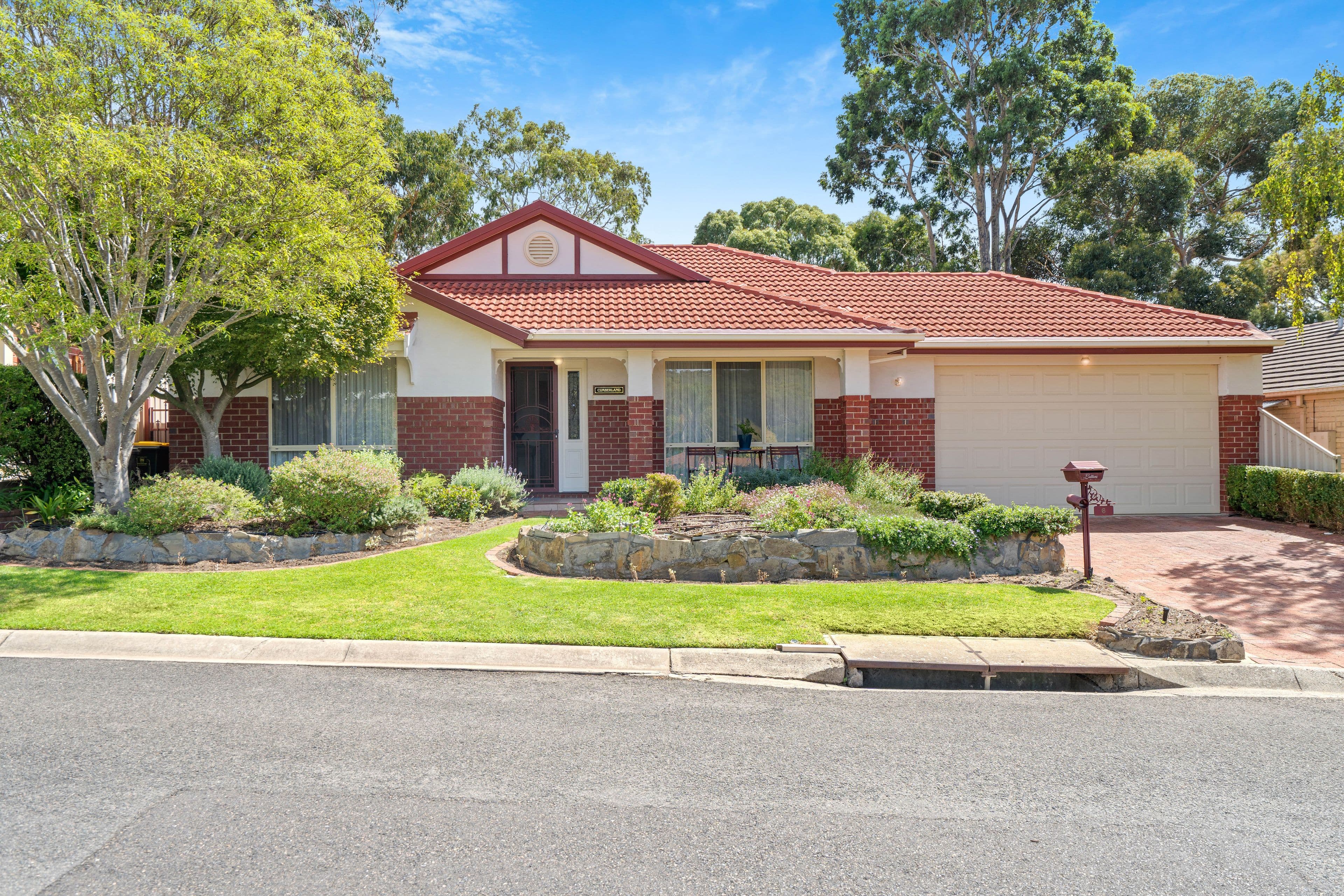6 Glen Eyre Court, Aberfoyle Park SA 5159, Aberfoyle Park - Image 1