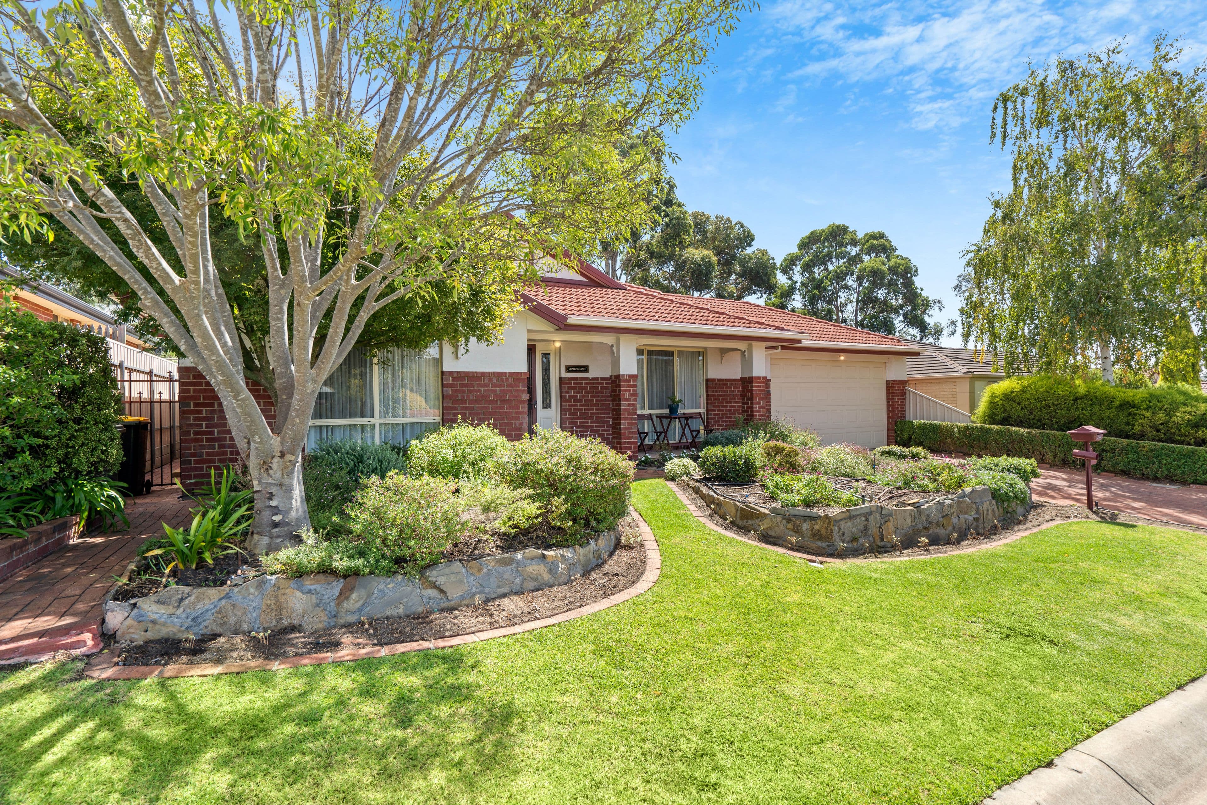 6 Glen Eyre Court, Aberfoyle Park SA 5159, Aberfoyle Park - Thumbnail 2