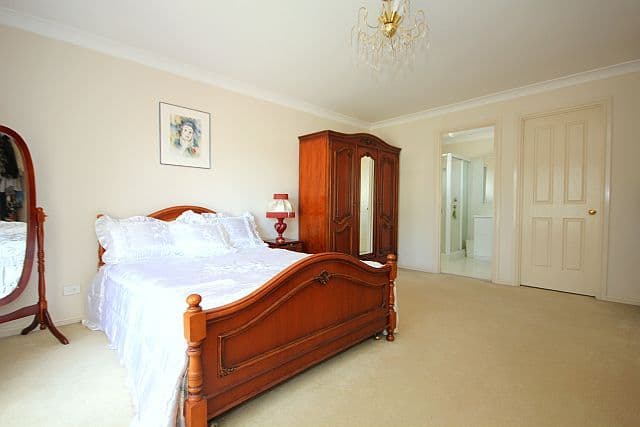 44 Haig Avenue, GEORGES HALL NSW 2198, Georges Hall - Thumbnail 8