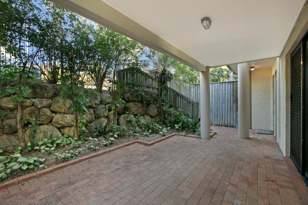 10 Mcilwraith Avenue, BALMORAL QLD 4171, Balmoral - Thumbnail 4