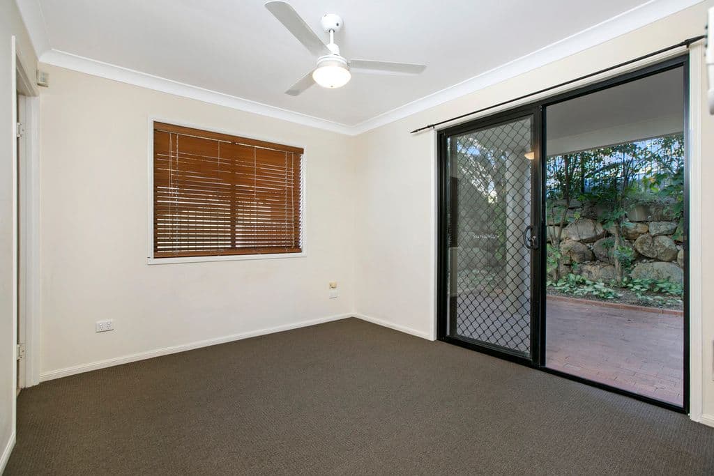 10 Mcilwraith Avenue, BALMORAL QLD 4171, Balmoral - Thumbnail 6