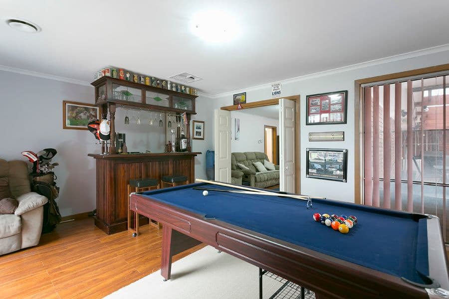 14 Walsingham Crescent, KURUNJANG VIC 3337, Kurunjang - Thumbnail 4