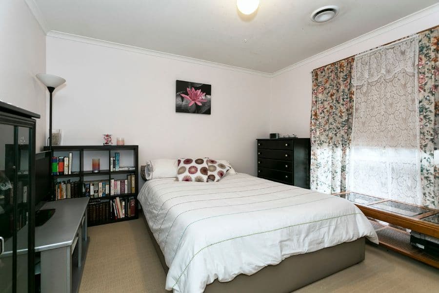 14 Walsingham Crescent, KURUNJANG VIC 3337, Kurunjang - Thumbnail 7
