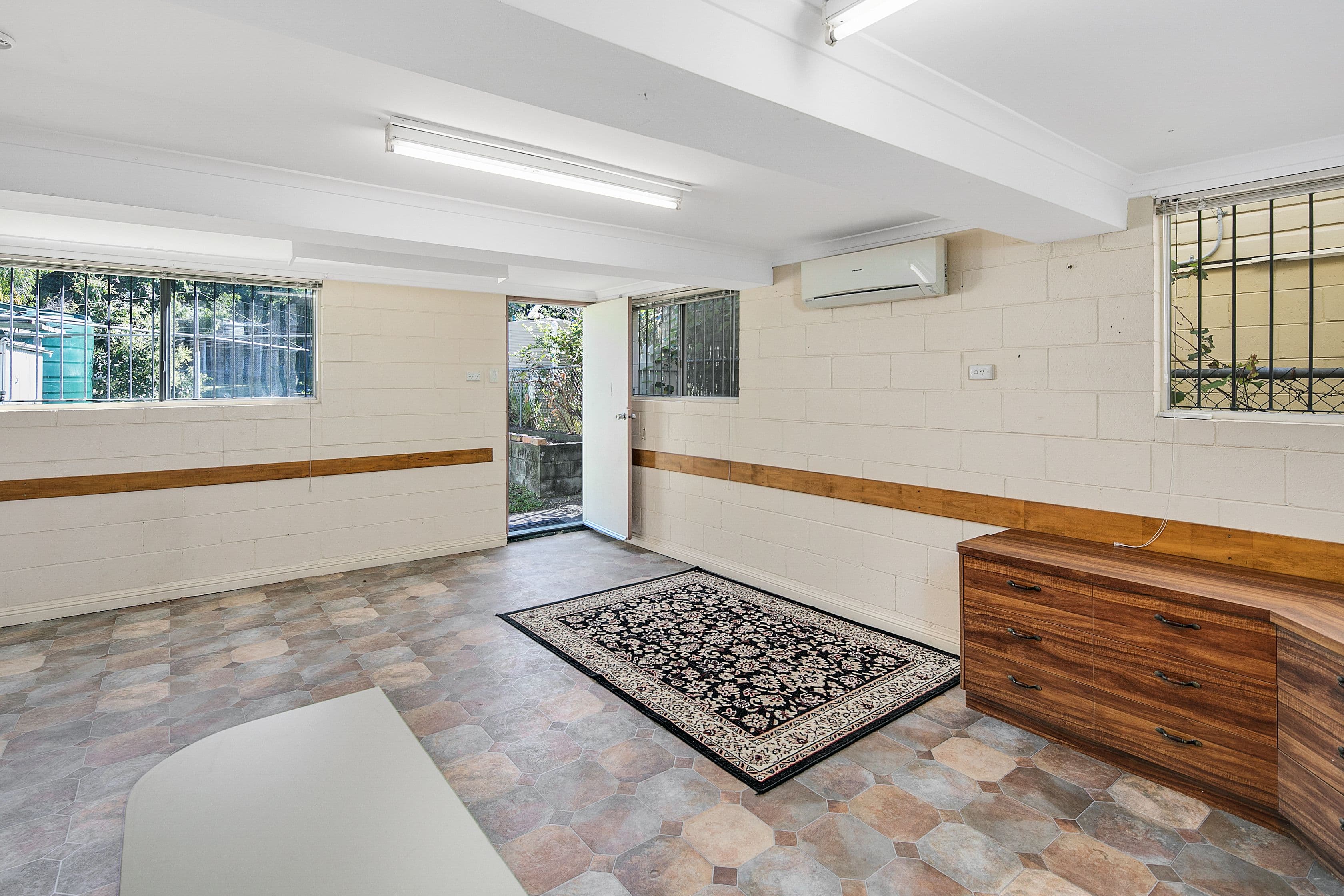 68 Deighton Road, Dutton Park QLD 4102, Dutton Park - Thumbnail 4