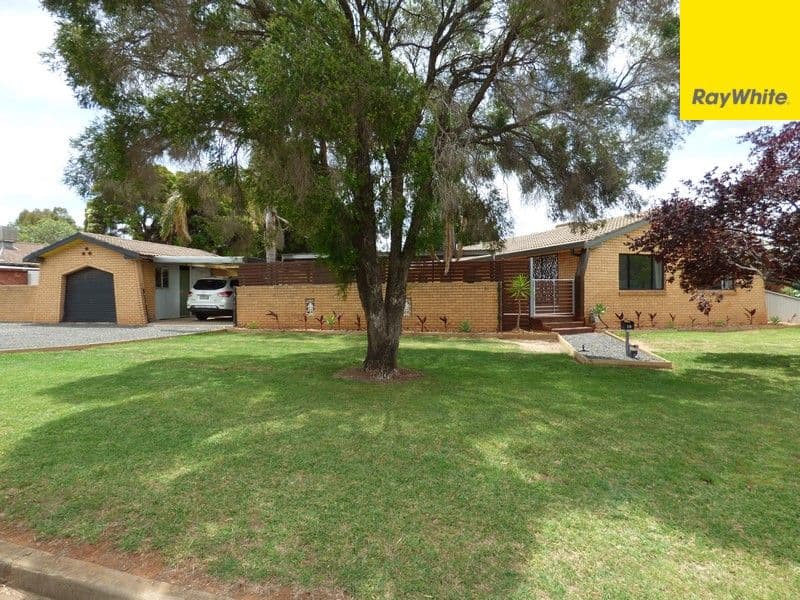 16 Chelsea Crescent, Forbes - Thumbnail 2