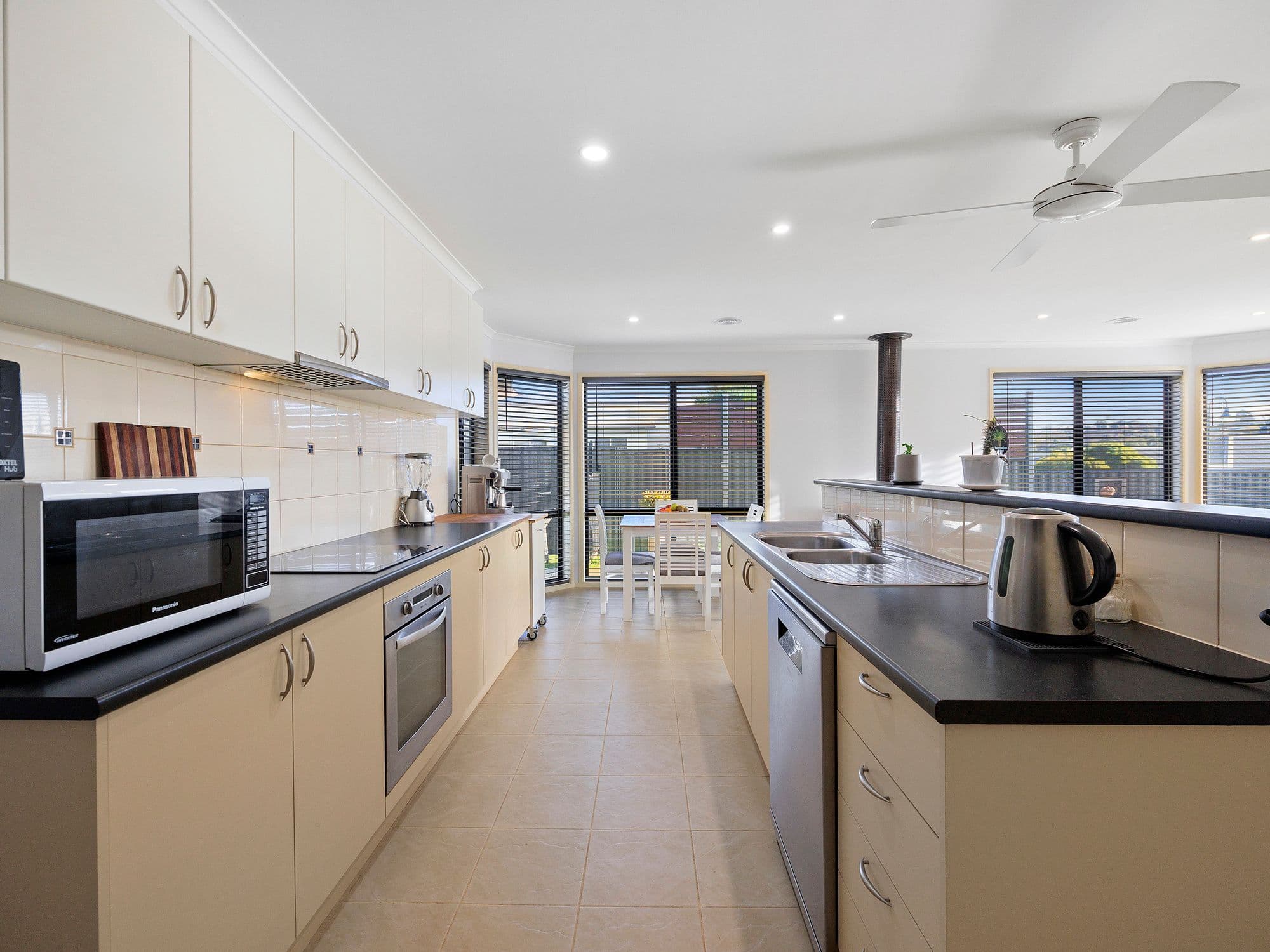 77 Parr Street, Leongatha VIC 3953, Leongatha - Thumbnail 3
