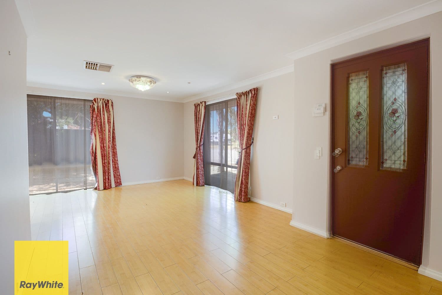 102 Maguire Avenue, Beechboro WA 6063, Beechboro - Thumbnail 4