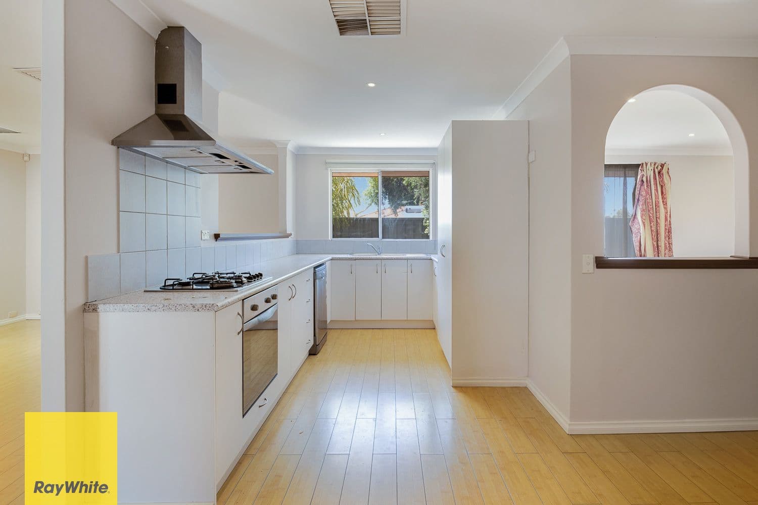 102 Maguire Avenue, Beechboro WA 6063, Beechboro - Thumbnail 7