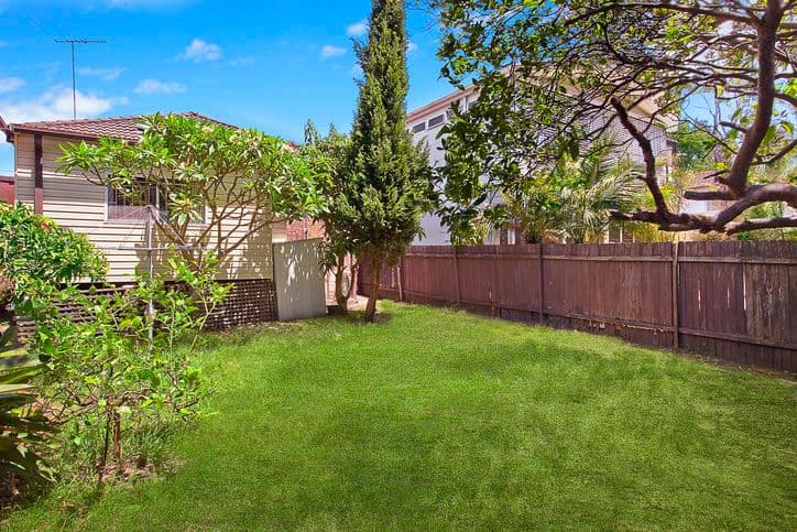 8 Murriverie Road, NORTH BONDI NSW 2026, North Bondi - Thumbnail 2