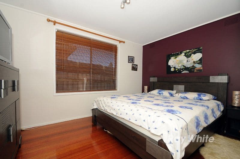 40 Kingswood Crescent, NOBLE PARK NORTH VIC 3174, Noble Park North - Thumbnail 5